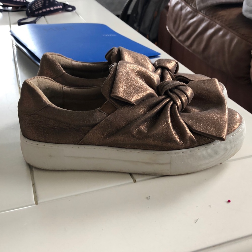 J/slides (gold) platform with bow SIZE 7.5